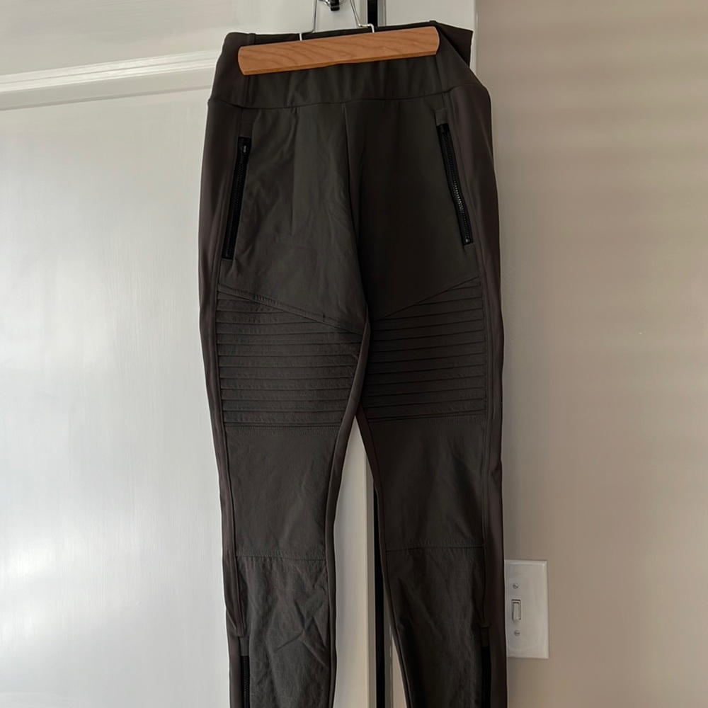 Athleta Headlands Hybrid Moto Tight Size 2